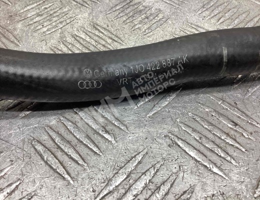 Патрубок (трубопровод, шланг) Volkswagen Golf IV (1J) 1997-2004  Volkswagen Golf Golf IV (1J) 1997-2004
