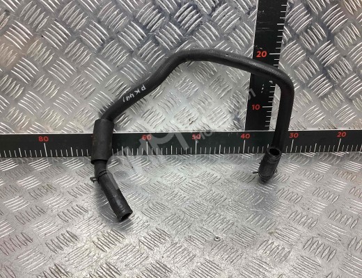 Патрубок (трубопровод, шланг) Volkswagen Golf IV (1J) 1997-2004  Volkswagen Golf Golf IV (1J) 1997-2004