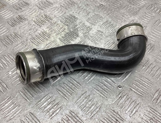 Патрубок интеркулера Volkswagen Golf IV (1J) 1997-2004  Volkswagen Golf Golf IV (1J) 1997-2004