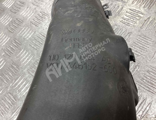 Патрубок интеркулера Volkswagen Golf IV (1J) 1997-2004  Volkswagen Golf Golf IV (1J) 1997-2004