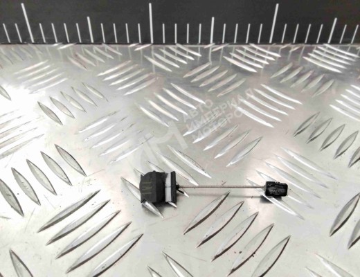 Трос двери передней Volkswagen Passat B5+ (3B) 2000-2005 рестайлинг  Volkswagen Passat Passat B5+ (3B) 2000-2005 рестайлинг