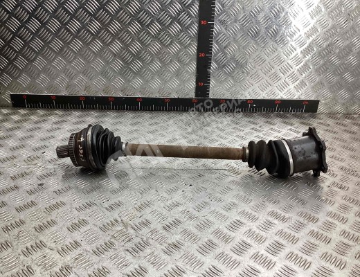 Полуось передняя левая (приводной вал, ШРУС) Audi A4 B6 (8EC, 8E5) 2000-2004  Audi A4 A4 B6 (8EC, 8E5) 2000-2004