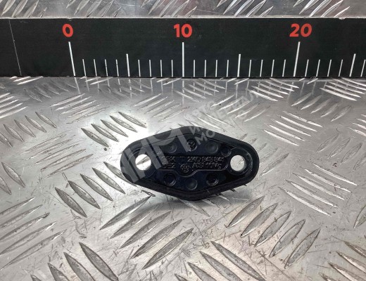 Ответная часть (скоба) замка двери Volkswagen Caddy III (2K) 2004-2010  Volkswagen Caddy Caddy III (2K) 2004-2010