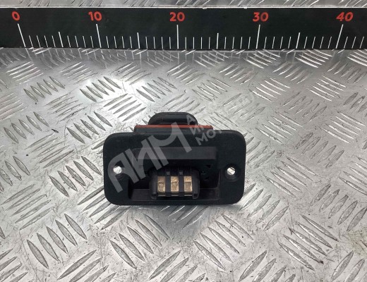 Выключатель концевой (концевик) Volkswagen Caddy III (2K) 2004-2010  Volkswagen Caddy Caddy III (2K) 2004-2010