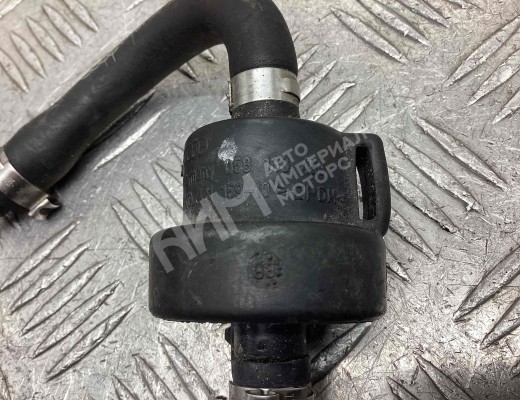 Клапан вентиляции топливного бака Volkswagen Passat B5 (3B) 1996-2000  Volkswagen Passat Passat B5 (3B) 1996-2000