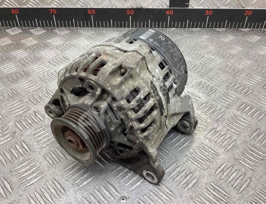 Генератор Volkswagen Passat B5 (3B) 1996-2000  Volkswagen Passat Passat B5 (3B) 1996-2000