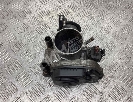 Заслонка дроссельная Volkswagen Passat B5 (3B) 1996-2000  Volkswagen Passat Passat B5 (3B) 1996-2000
