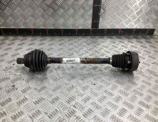Полуось передняя левая (приводной вал, ШРУС) Volkswagen Golf V (1K) 2004-2009  Volkswagen Golf Golf V (1K) 2004-2009