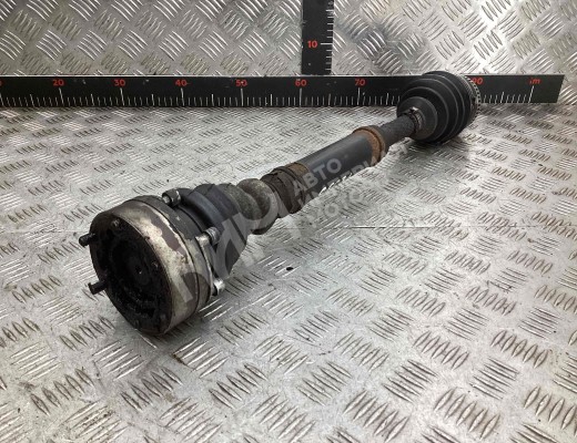 Полуось передняя левая (приводной вал, ШРУС) Audi A4 B5 (8D) 1994-1999  Audi A4 A4 B5 (8D) 1994-1999