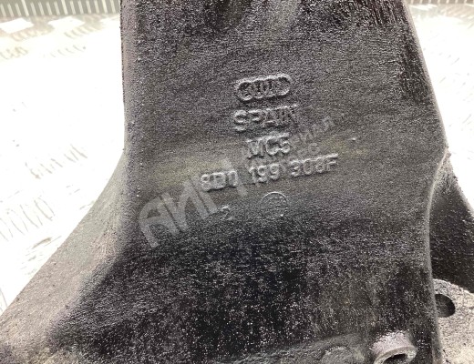 Кронштейн двигателя Audi A4 B5 (8D) 1994-1999  Audi A4 A4 B5 (8D) 1994-1999