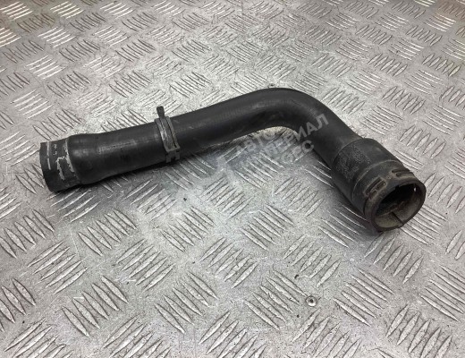 Патрубок радиатора Volkswagen Passat B5 (3B) 1996-2000  Volkswagen Passat Passat B5 (3B) 1996-2000