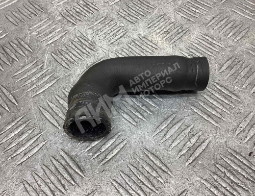 Патрубок (трубопровод, шланг) Volkswagen Passat B5 (3B) 1996-2000  Volkswagen Passat Passat B5 (3B) 1996-2000