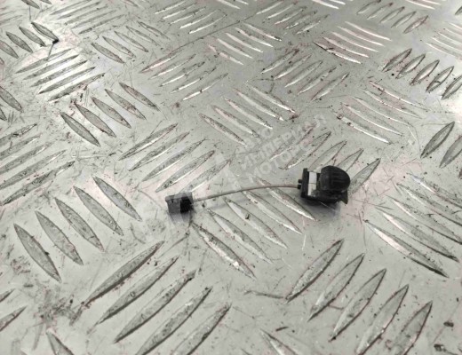 Трос двери передней Volkswagen Passat B5+ (3B) 2000-2005 рестайлинг  Volkswagen Passat Passat B5+ (3B) 2000-2005 рестайлинг