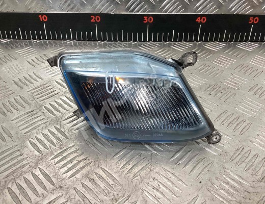 Поворотник правый Nissan Micra III (K12) 2002-2010  Nissan Micra Micra III (K12) 2002-2010