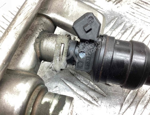 Форсунка Volkswagen Passat B5 (3B) 1996-2000  Volkswagen Passat Passat B5 (3B) 1996-2000