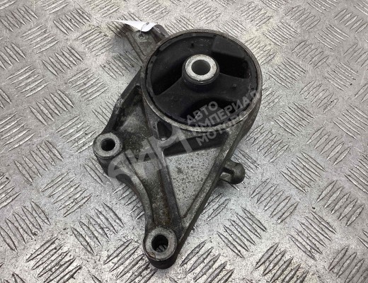 Подушка крепления КПП Opel Vectra C 2002-2005  Opel Vectra Vectra C 2002-2005