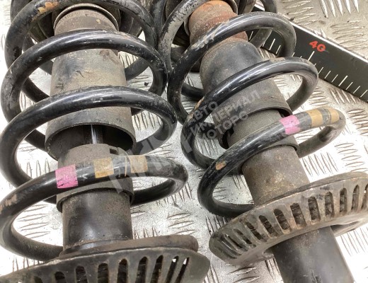 Стойка передняя правая Audi A4 B5 (8D) 1999-2001 рестайлинг  Audi A4 A4 B5 (8D) 1999-2001 рестайлинг