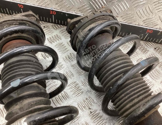 Стойка передняя левая Honda Civic VIII 2005-2008  Honda Civic Civic VIII 2005-2008