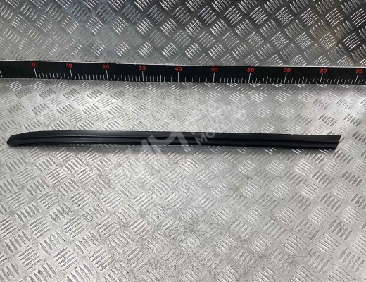 Молдинг стекла лобового Opel Vectra B 1995-1999  Opel Vectra Vectra B 1995-1999