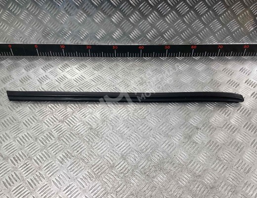 Молдинг стекла лобового Opel Vectra B 1995-1999  Opel Vectra Vectra B 1995-1999