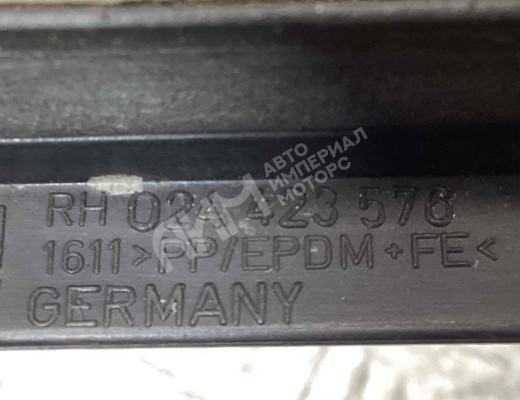 Молдинг стекла лобового Opel Vectra B 1999-2002 рестайлинг  Opel Vectra Vectra B 1999-2002 рестайлинг