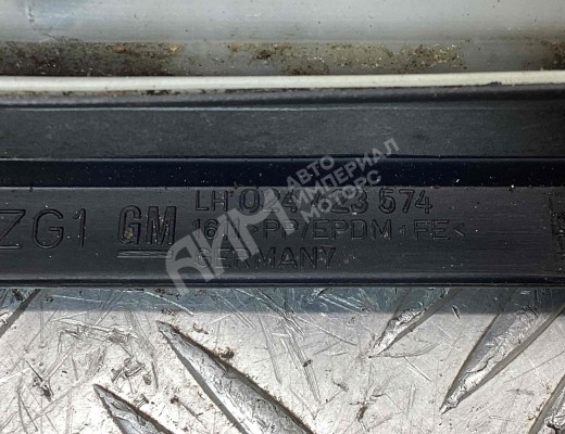 Молдинг стекла лобового Opel Vectra B 1999-2002 рестайлинг  Opel Vectra Vectra B 1999-2002 рестайлинг