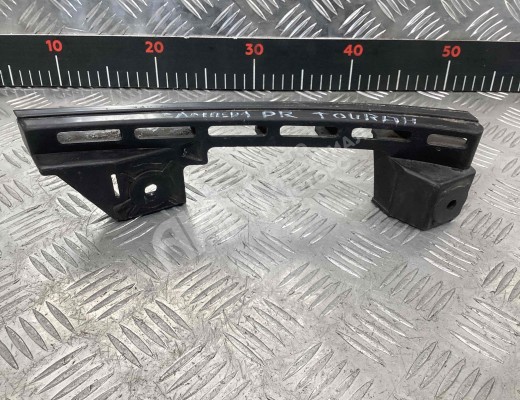 Кронштейн крепления бампера переднего Volkswagen     