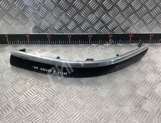 Молдинг бампера переднего Volkswagen Passat B5+ (3B) 2000-2005 рестайлинг  Volkswagen Passat Passat B5+ (3B) 2000-2005 рестайлинг