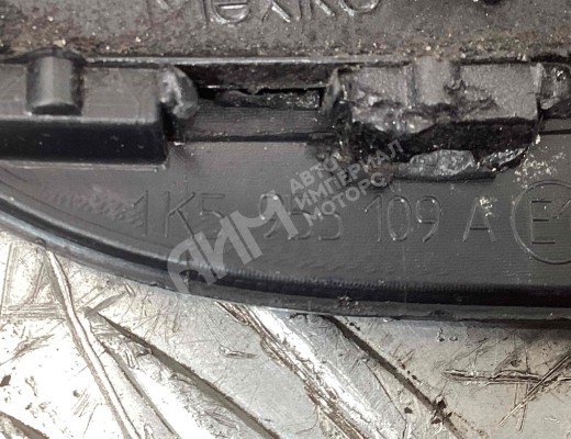 Крышка омывателя фар Volkswagen Golf V (1K) 2004-2009  Volkswagen Golf Golf V (1K) 2004-2009