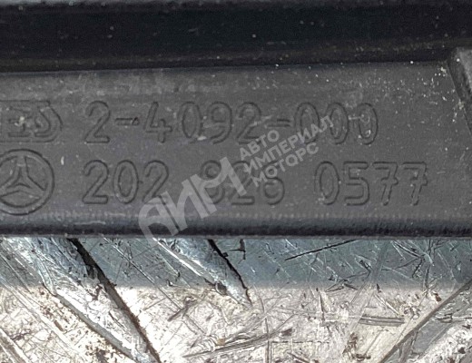 Ус под фару левый Mercedes C (W202) 1997-2000 рестайлинг  Mercedes C C (W202) 1997-2000 рестайлинг