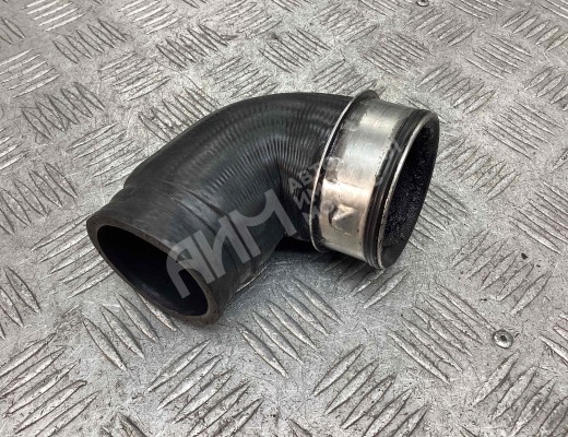 Патрубок интеркулера Volkswagen Passat B5+ (3B) 2000-2005 рестайлинг  Volkswagen Passat Passat B5+ (3B) 2000-2005 рестайлинг