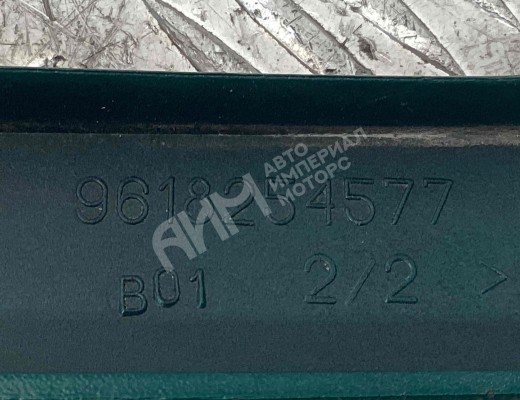 Ус под фару правый Citroen Berlingo I (MF) 1996-2002  Citroen Berlingo Berlingo I (MF) 1996-2002