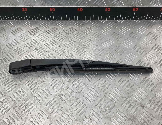 Щеткодержатель задний Opel Astra H 2007-2010 рестайлинг  Opel Astra Astra H 2007-2010 рестайлинг