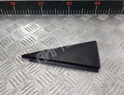 Накладка двери задней правой Volkswagen Passat B4 (3A) 1993-1997  Volkswagen Passat Passat B4 (3A) 1993-1997