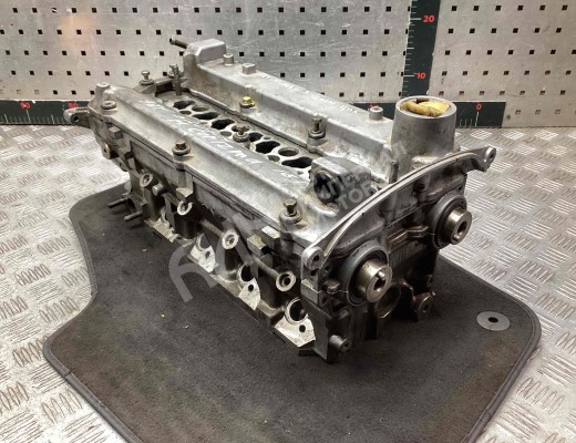 Головка блока цилиндров Mitsubishi Carisma (DA) 1995-2004  Mitsubishi Carisma Carisma (DA) 1995-2004