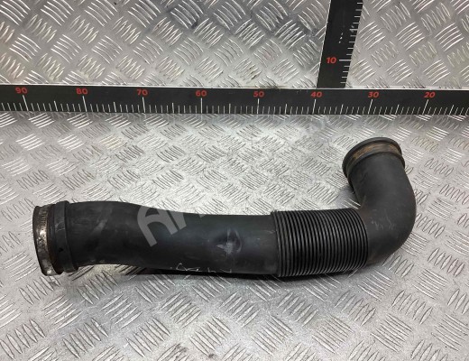 Патрубок воздушного фильтра Opel Astra H 2007-2010 рестайлинг  Opel Astra Astra H 2007-2010 рестайлинг