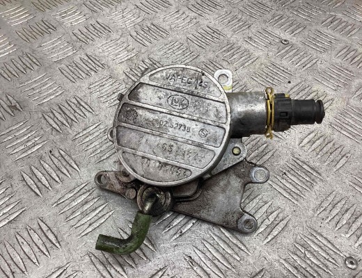 Насос вакуумный Opel Vectra C 2002-2005  Opel Vectra Vectra C 2002-2005