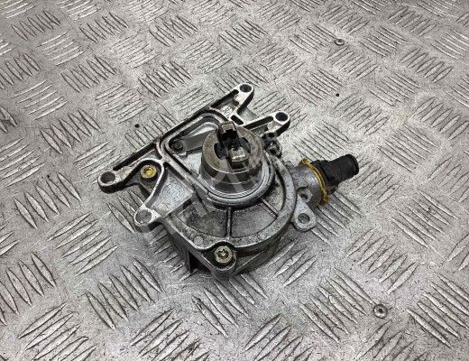Насос вакуумный Opel Vectra C 2002-2005  Opel Vectra Vectra C 2002-2005