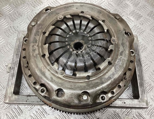 Маховик Opel Zafira B 2005-2008  Opel Zafira Zafira B 2005-2008