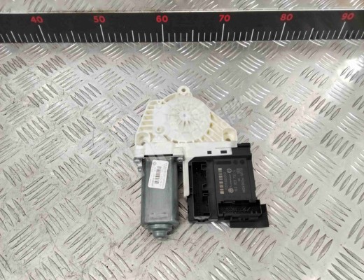 Моторчик стеклоподъемника передний левый Volkswagen Passat B6 (3C) 2005-2010  Volkswagen Passat Passat B6 (3C) 2005-2010