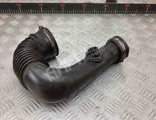 Патрубок воздушного фильтра Mercedes E (W211) 2002-2006  Mercedes E E (W211) 2002-2006