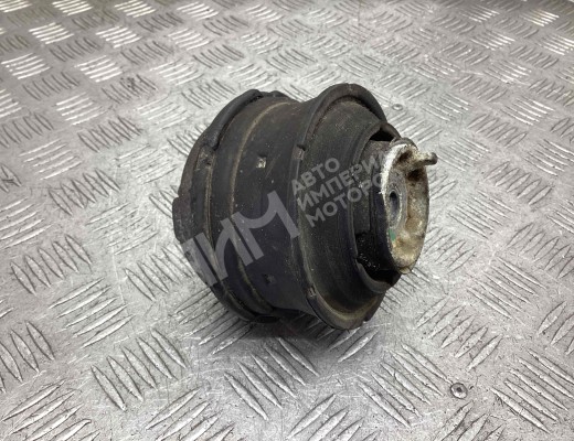 Подушка крепления двигателя Mercedes C (W203) 2000-2004  Mercedes C C (W203) 2000-2004