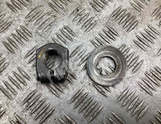 Гайка ступицы Mercedes Vario (W670) 1996-2013  Mercedes Vario Vario (W670) 1996-2013