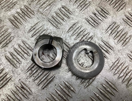 Гайка ступицы Mercedes Vario (W670) 1996-2013  Mercedes Vario Vario (W670) 1996-2013