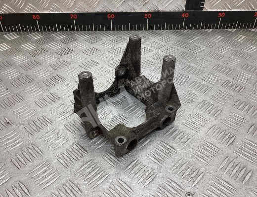 Кронштейн гидроусилителя Audi A4 B5 (8D) 1994-1999  Audi A4 A4 B5 (8D) 1994-1999