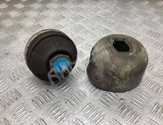 Подушка крепления двигателя Audi A4 B5 (8D) 1994-1999  Audi A4 A4 B5 (8D) 1994-1999