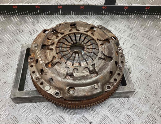 Комплект сцепления Ford Focus I 2001-2005 рестайлинг  Ford Focus Focus I 2001-2005 рестайлинг