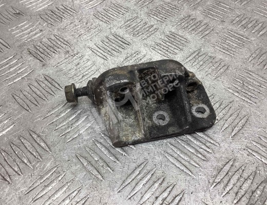 Кронштейн двигателя Nissan Primera III (P12) 2002-2008  Nissan Primera Primera III (P12) 2002-2008