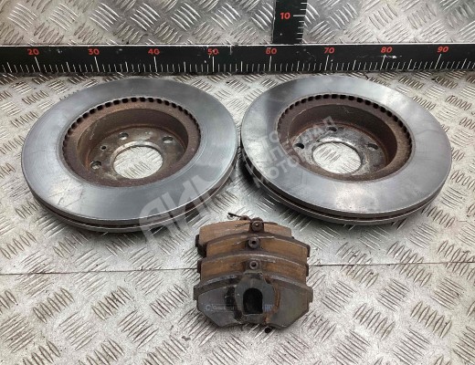 Диск тормозной передний Audi A4 B5 (8D) 1994-1999  Audi A4 A4 B5 (8D) 1994-1999