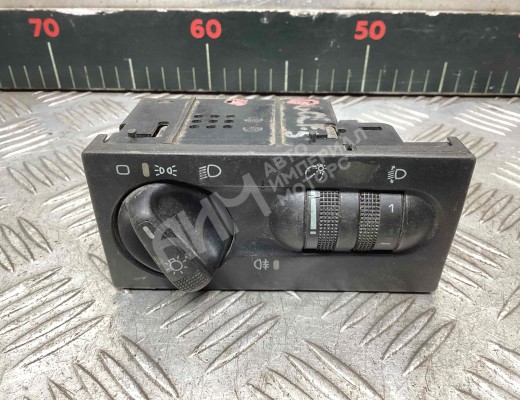 Блок управления светом Volkswagen Golf III (1H) 1991-1997  Volkswagen Golf Golf III (1H) 1991-1997